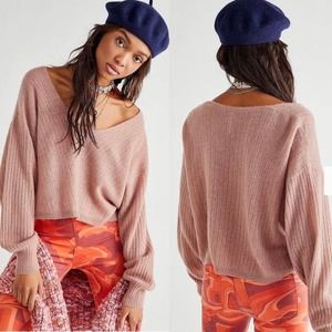 Free People V-Neck Cashmere Sweater in Blush Pink